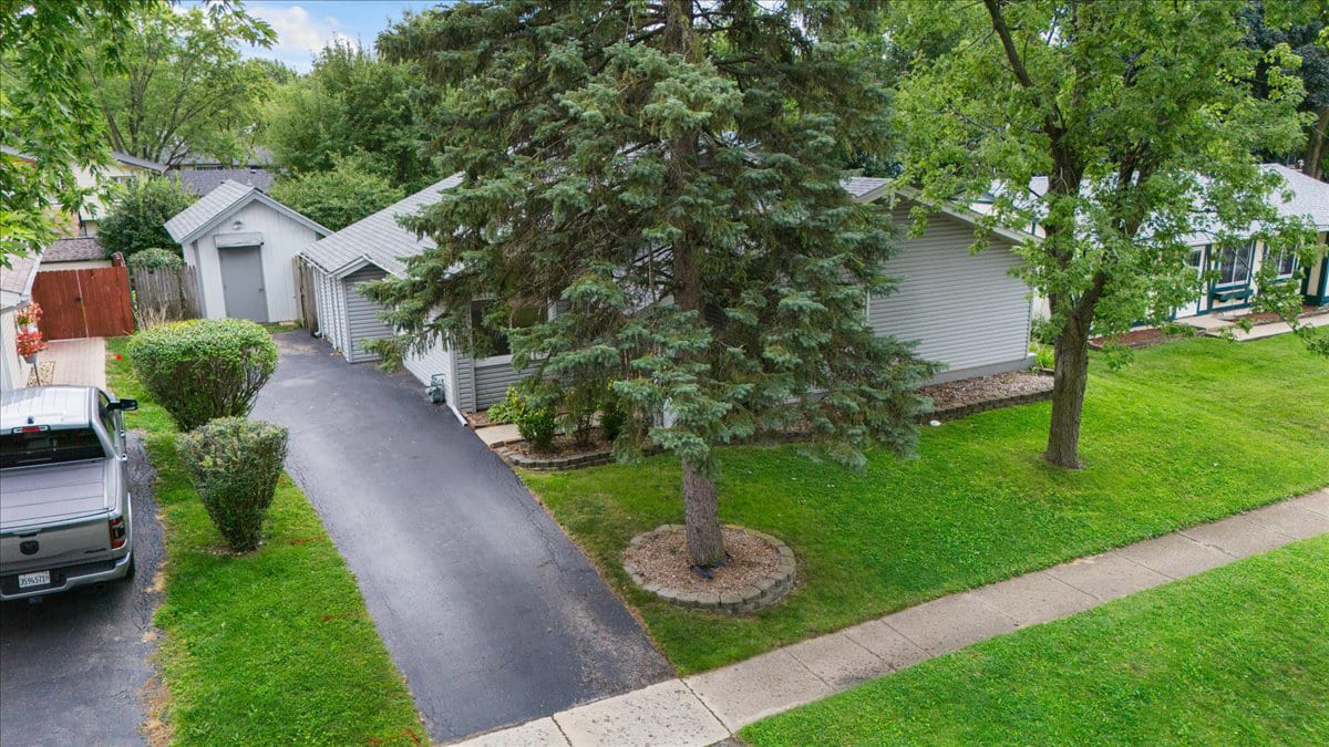 1607 W Celebrity Cir